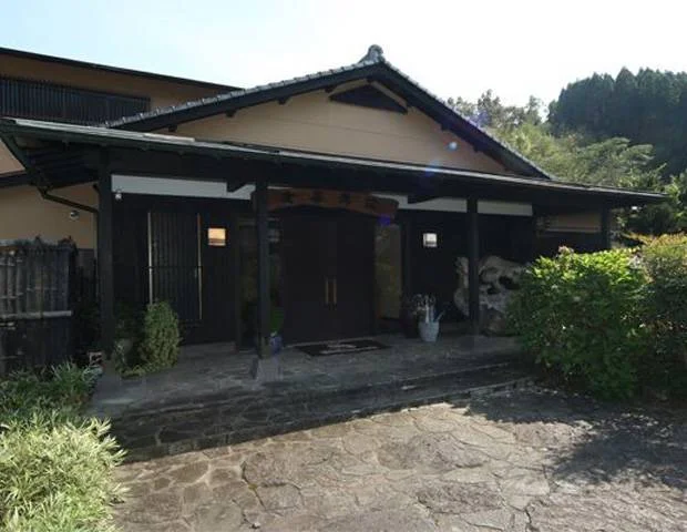 長湯温泉　御宿「友喜美荘」