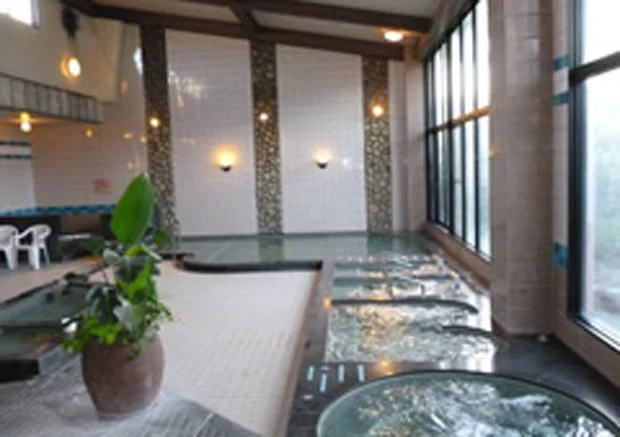 スーパー銭湯 花の湯