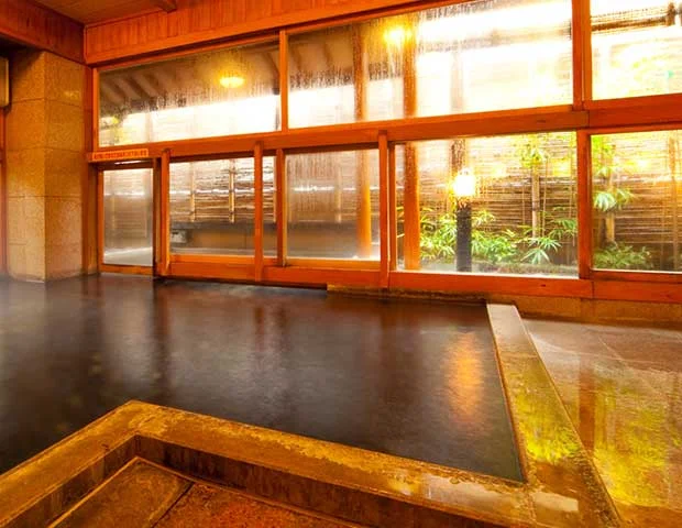 湯布院山灯館