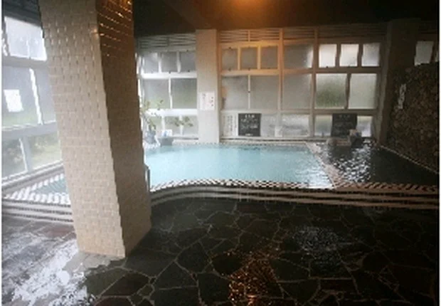 英龍温泉（旧　古湯温泉館）