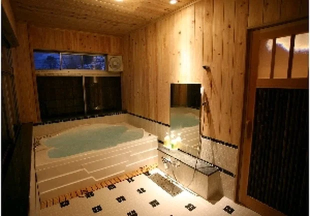 英龍温泉（旧　古湯温泉館）