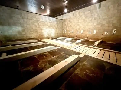 リラクゼーション・岩盤浴0