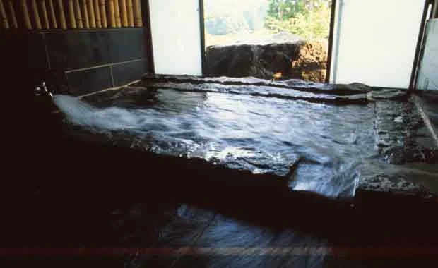 亀山の湯