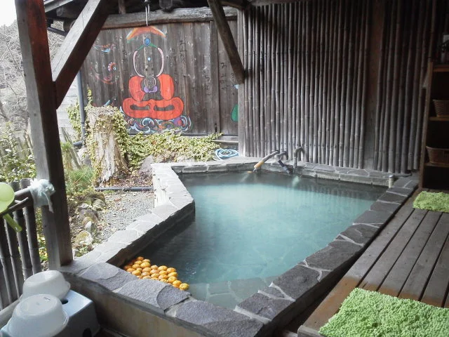 Kinkonkan - Shaku-dachi - Kumamoto