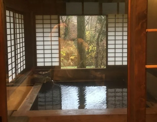 大人の日帰り温泉　るりの湯
