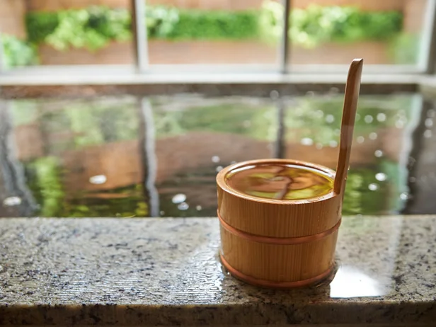 天然温泉「山鹿灯籠の湯」スーパーホテル熊本・山鹿 - 熊本県