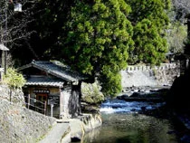 穴湯
