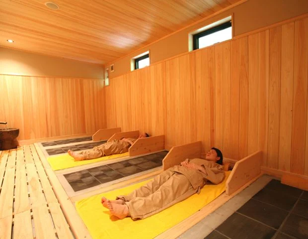 瀬の本館 夢龍胆