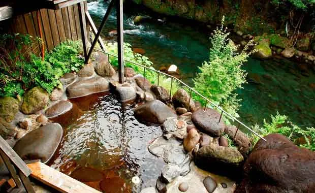 菊池渓谷温泉 岩蔵