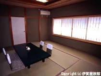 伊賀屋旅館