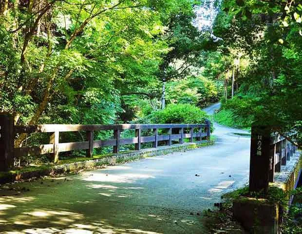 七滝温泉お宿華坊