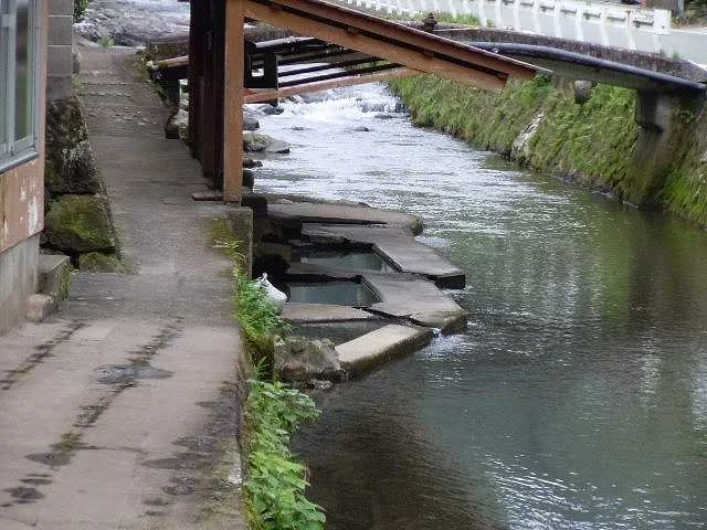 満願寺温泉共同浴場