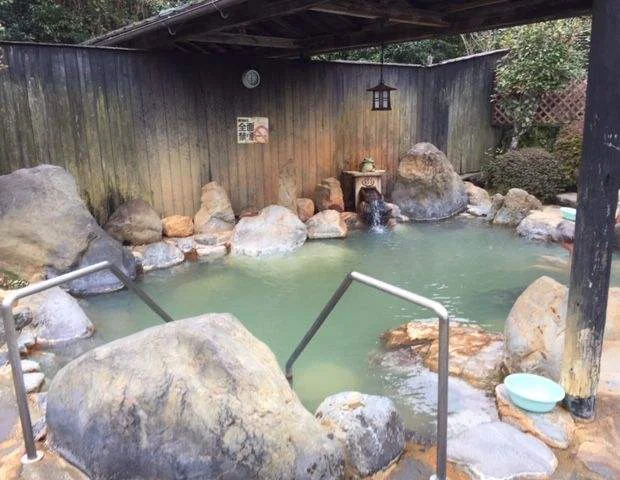 幸福温泉（旧　明哲温泉）
