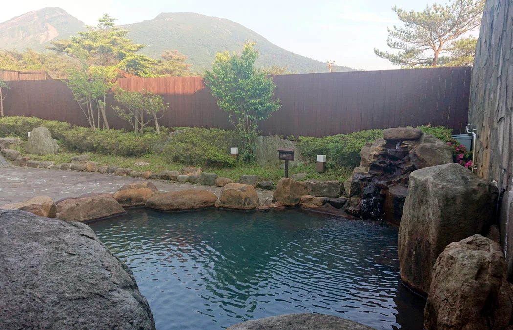 ホテルピコ　ラナイ　えびの高原（旧　えびの高原荘）