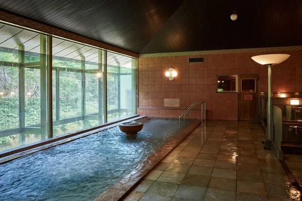 鴬宿温泉　長栄館（閉館しました）