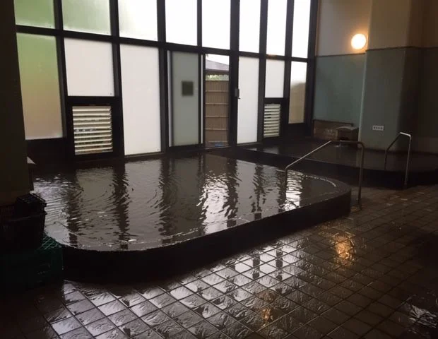 入来温泉 湯之山館（旧 入来温泉 あぜろ湯）
