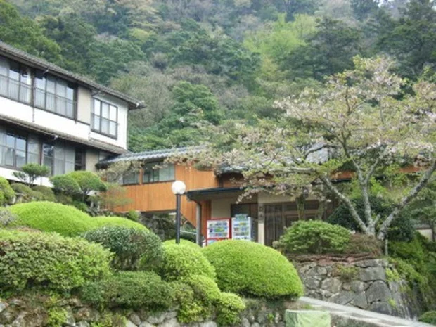 栗野岳温泉 南洲館（休業中）