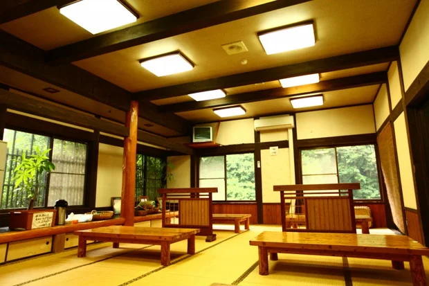 日の出温泉きのこの里