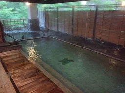 つなぎ温泉 四季亭