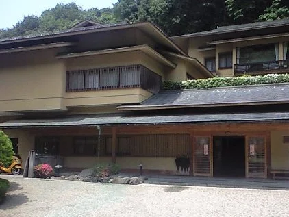 つなぎ温泉 四季亭