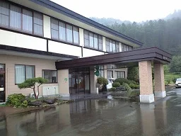 ロデム（旧湖畔の宿さぜん）