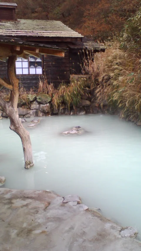 鶴の湯温泉