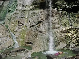 川原毛大湯滝