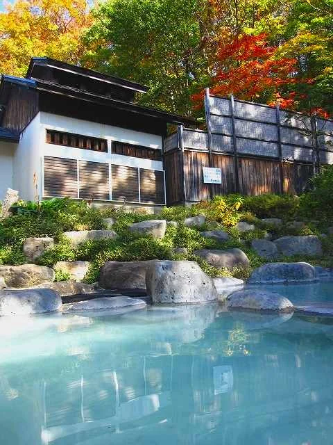 源七露天の湯