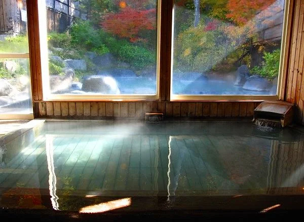 源七露天の湯