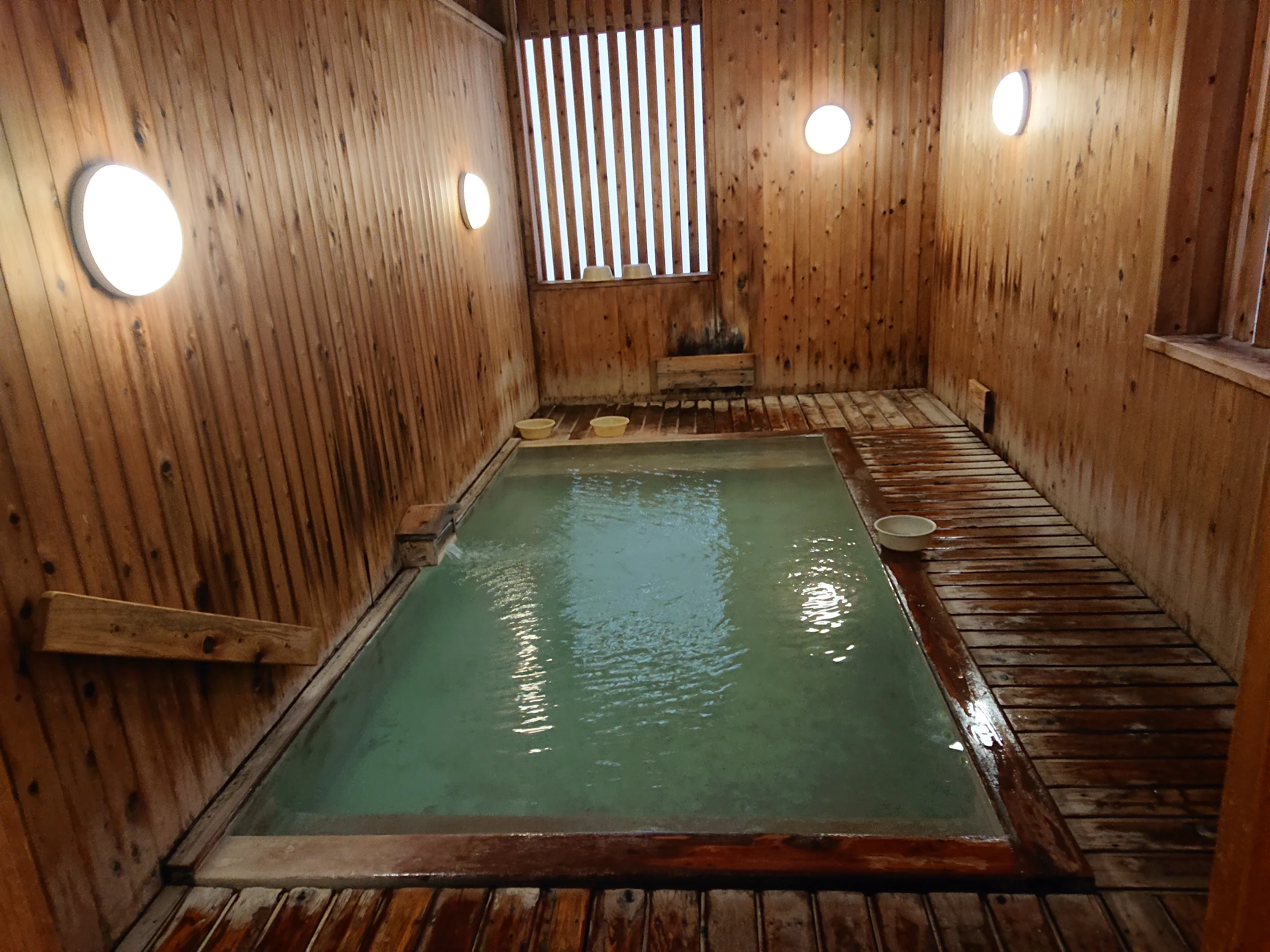 蔵王温泉共同浴場　上湯