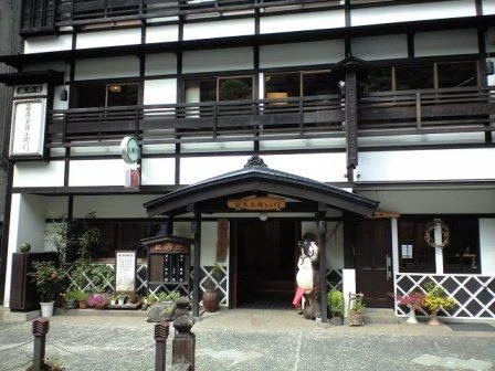 銀山温泉 昭和館