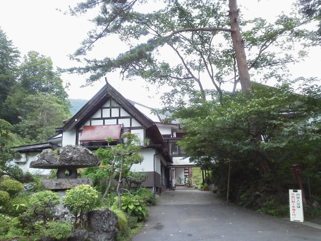 湯舟沢温泉旅館