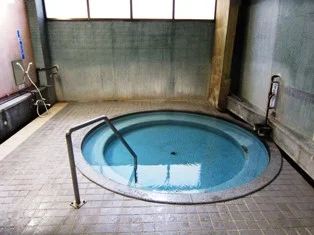 湯町の湯共同浴場(閉館しました)