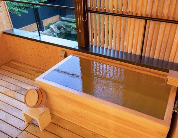 山形座 瀧波（旧 いきかえりの宿瀧波）