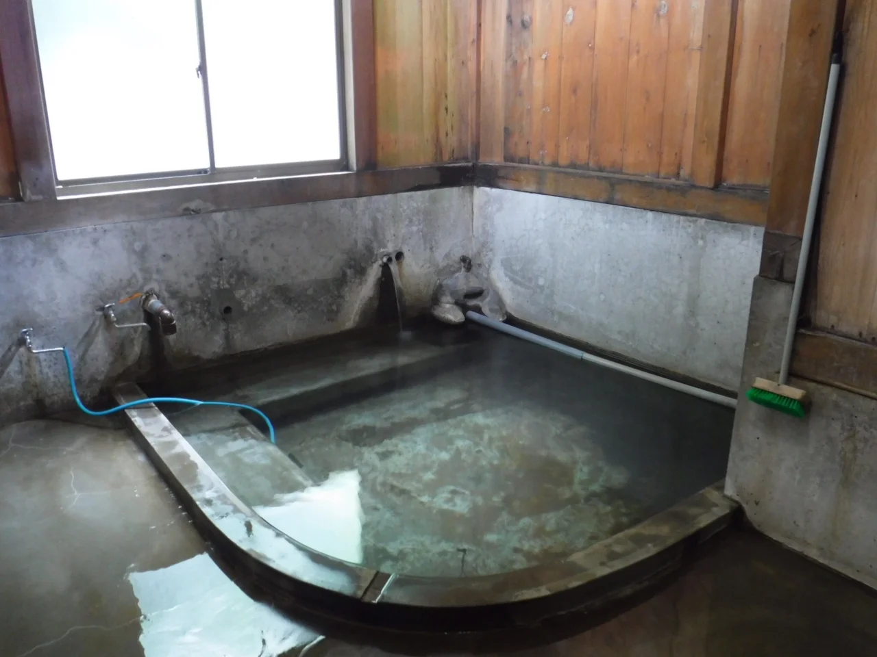 湯端の湯