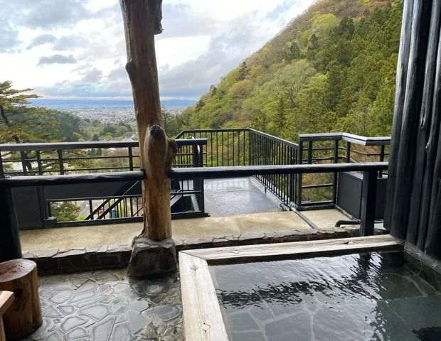 会津東山温泉 くつろぎ宿 千代滝