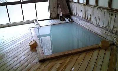 高湯温泉 ひげの家