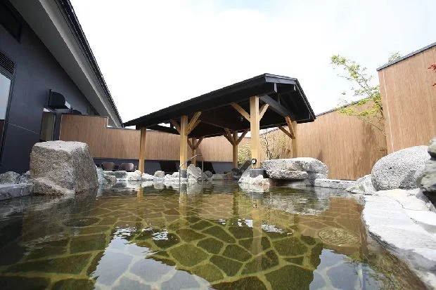 天然温泉つるしの湯