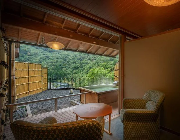 会津芦ノ牧温泉　丸峰別館 川音