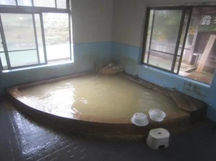 湯倉温泉 鶴亀荘