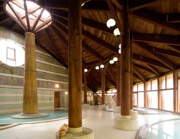 小豆温泉 窓明の湯