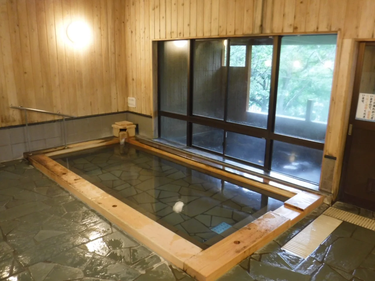 たかつえ温泉白樺の湯