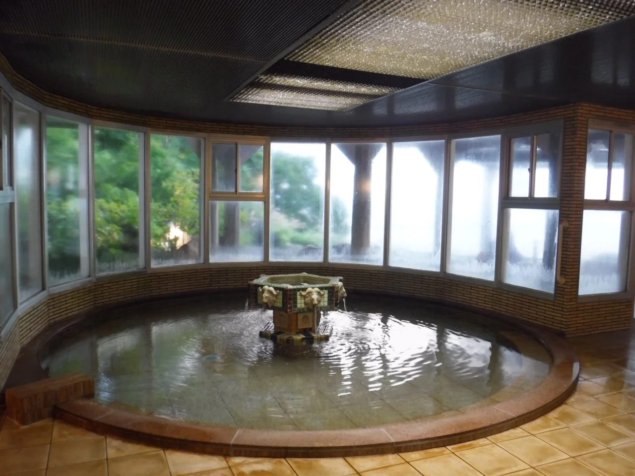 料亭・温泉旅館　小樽平磯温泉湯元　銀鱗荘＜北海道＞