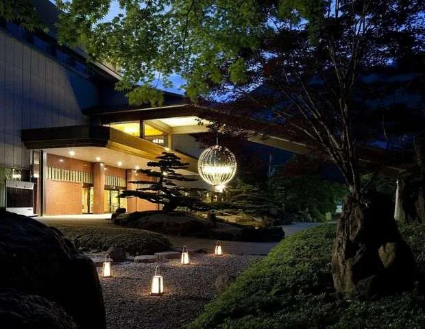 会津芦ノ牧温泉　丸峰本館（旧 丸峰観光ホテル）