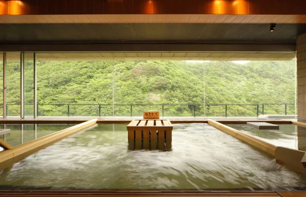 ホテル華の湯