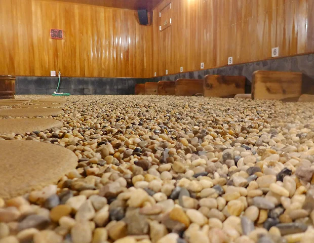 薬石ミネラル温浴 嵐の湯座間店