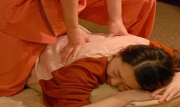 リラクゼーション・岩盤浴4