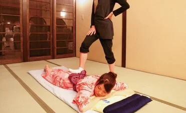 リラクゼーション・岩盤浴4