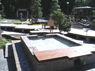 万葉公園足湯施設 独歩の湯(閉館しました)