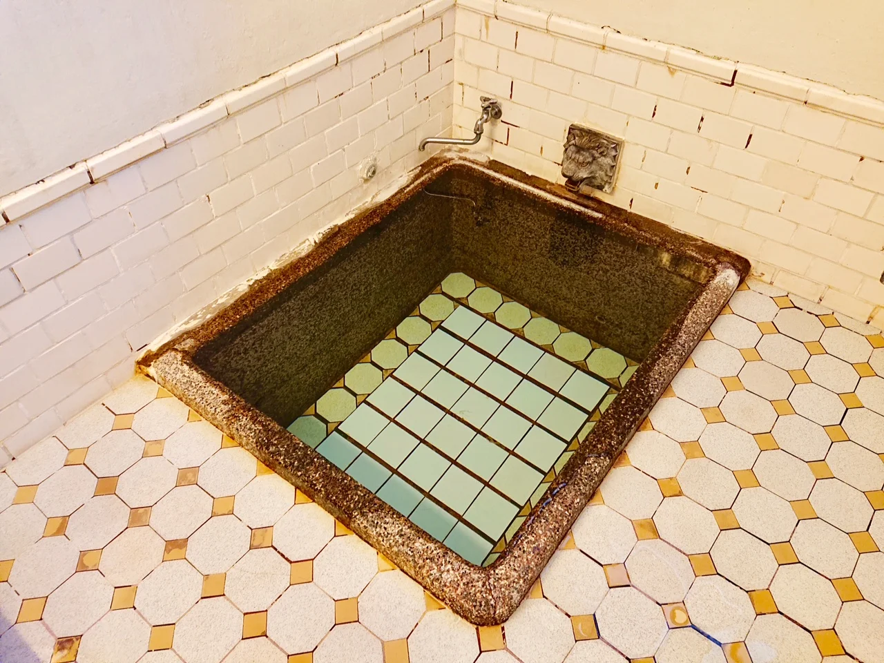 大和館